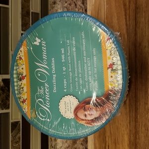 The Pioneer Woman Storage Bowl w/ Lid